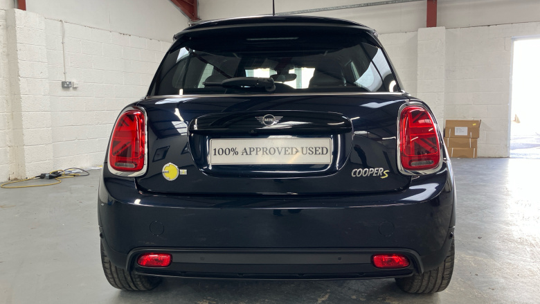 MINI Hatchback 1.5 Cooper Exclusive II 5dr Auto Petrol Hatchback
